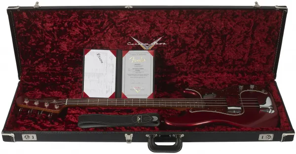 Fender Custom Shop 68 Precision Bass Masterbuilt Dennis Galuszka Close
