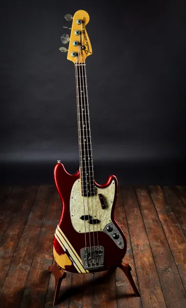 Fender 1973 Mustang Bass Competition Red
