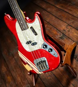 Fender 1973 Mustang Bass Competition Red