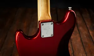 Fender 1973 Mustang Bass Competition Red