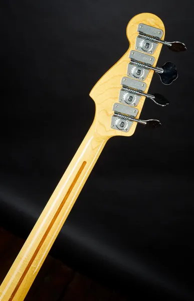 Fender 1982/84 Jazz/Precision Bass Compound
