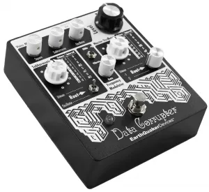 Earthquaker Devices Data Corrupter