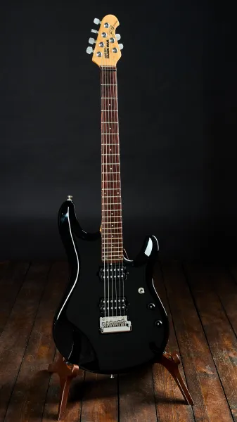 Music Man 2004 Petrucci JP6 Black