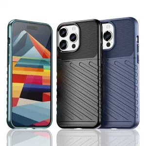 MG Thunder kryt na iPhone 15 Pro Max, čierny
