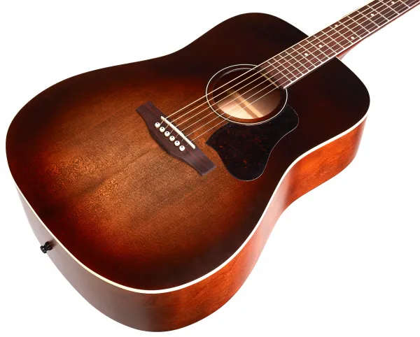 Art & Lutherie Americana Bourbon Burst