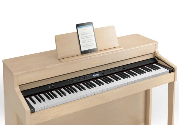 Roland HP702-LA
