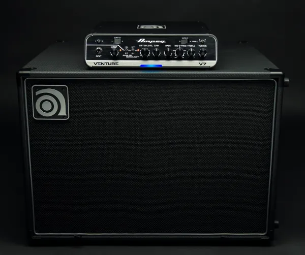 Ampeg Venture V7