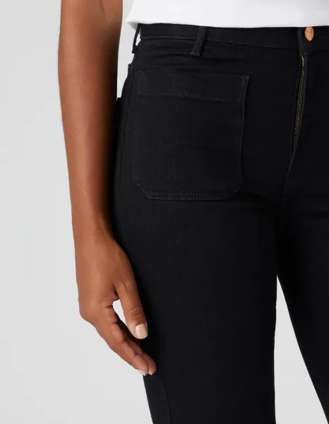 WRANGLER Dámske rifle  W233GQ111 FLARE RETRO BLACK Veľkosť: 32/32