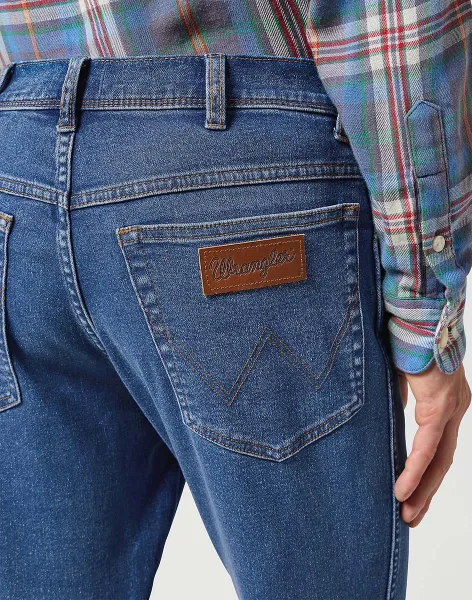 WRANGLER Rifle pre mužov  TEXAS SLIM RIDGE WASH 112358218 Veľkosť: 33/32