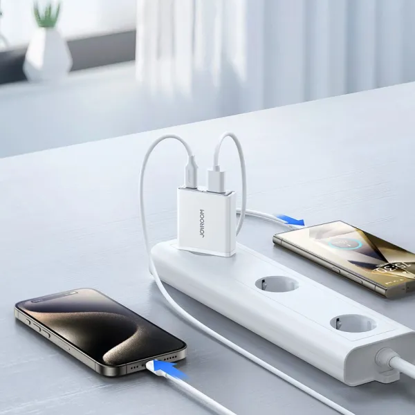 Joyroom JR-TCF14 Super tenká nabíjačka USB-A + USB-C, 20 W, biela