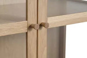 Furniria Dizajnová vitrína Dallan 190 cm prírodný dub