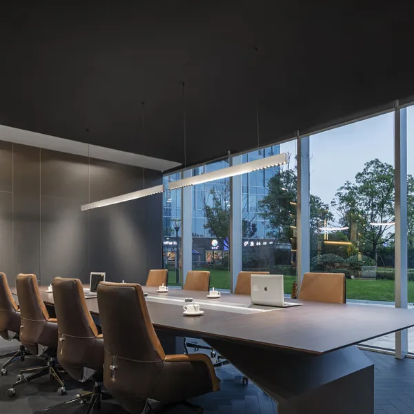 DECOREUM Prémiová lineárna lampa čiernobiela 40W 3000K DDXT1200