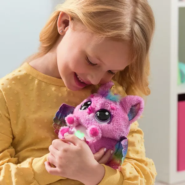 Hatchimals liahnuce sa interaktívne zvieratko jednorožec