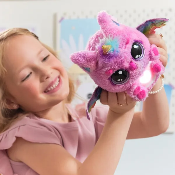 Hatchimals liahnuce sa interaktívne zvieratko jednorožec