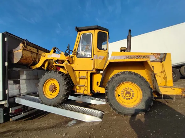 Hliníkové nájazdové rampy 3m, 2,2t | jaks