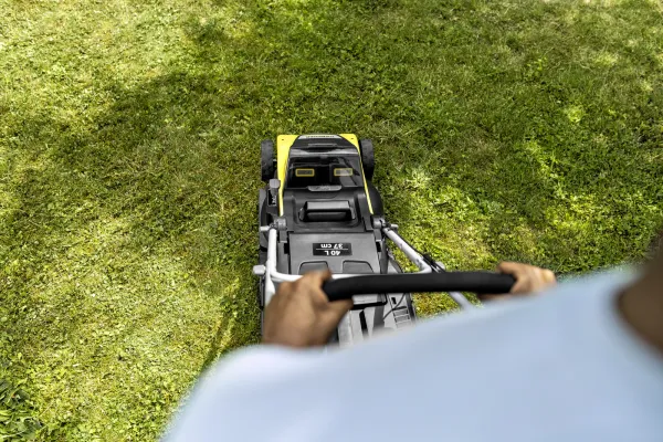 Karcher Kärcher Kosačka LMO 4-18 Dual