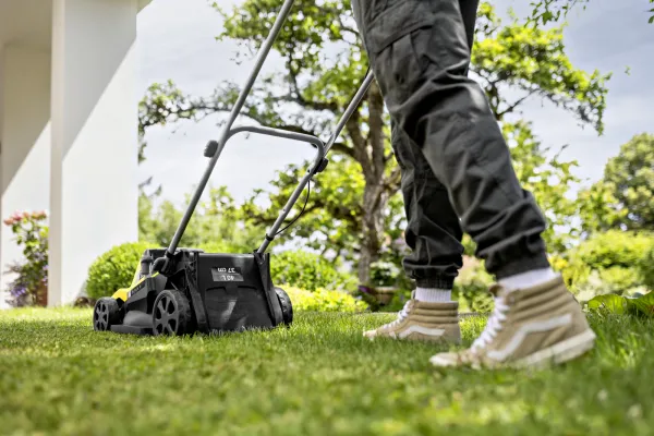 Karcher Kärcher Kosačka LMO 4-18 Dual