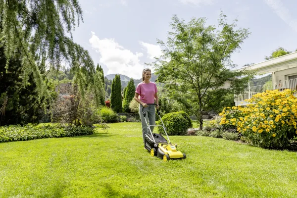 Karcher Kärcher Kosačka LMO 3-18