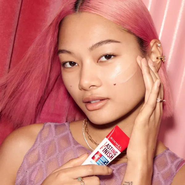 Rimmel Lasting Finish 48H Hydration Boost dlhotrvajúca podkladová báza 24 ml