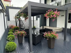 ArtRoja Bioklimatická hliníková pergola INTRO PLUS voľne stojaca | antracit  6 x 3 m