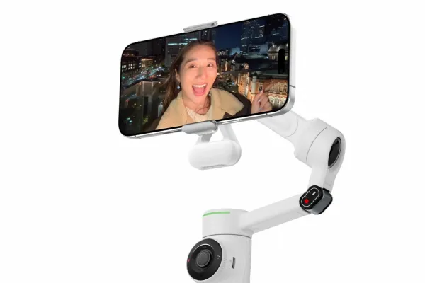 Insta360 Flow 2 Pro Spotlight INST904-02