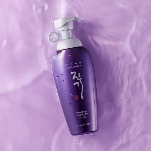 DAENG GI MEO RI Jin Gi Vitalizing Shampoo posilňujúci a revitalizujúci šampón pre suché a slabé vlasy 500 ml
