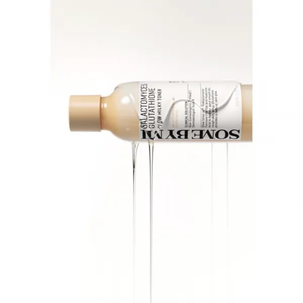 Some By Mi Galactomyces Glutathione Glow Milky Toner zjemňujúce a hydratačné tonikum pre rozjasnenie pleti 200 ml