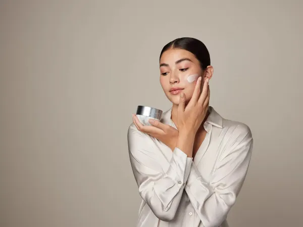Namaste Hydrating Overnight Cream