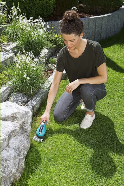 Akumulátorové nožnice na trávu Gardena ClassicCut