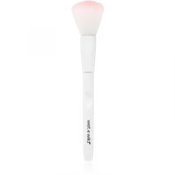 Wet n Wild Essential Blush Brush štetec na lícenku 1 ks