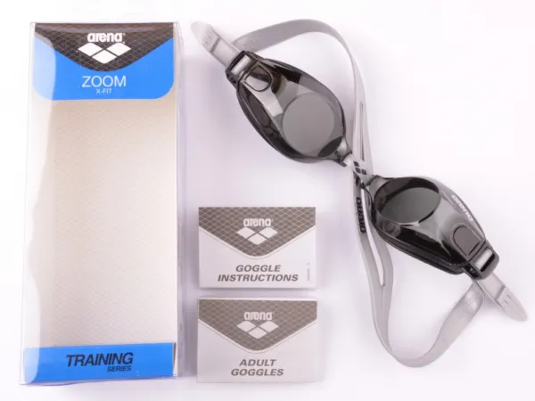 Arena Zoom X-Fit – plavecké okuliare Farba: Tmavo sivá / čierna / sivá