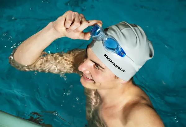 Plavecké okuliare swimaholic elbe swim goggles modrá