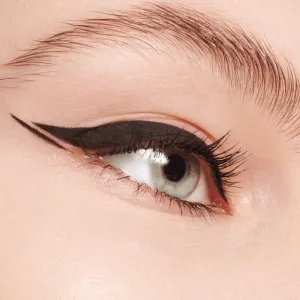 essence STAY & PLAY očné linky odtieň 01 Black 5 g