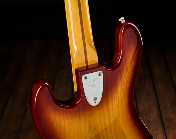 Fender 1982 Jazz Bass Sienna Burst Mint!