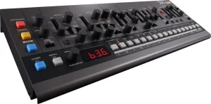Roland JX-08 Syntetizátor