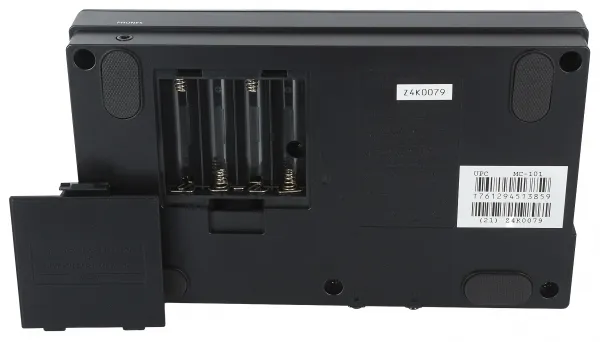 Roland MC-101