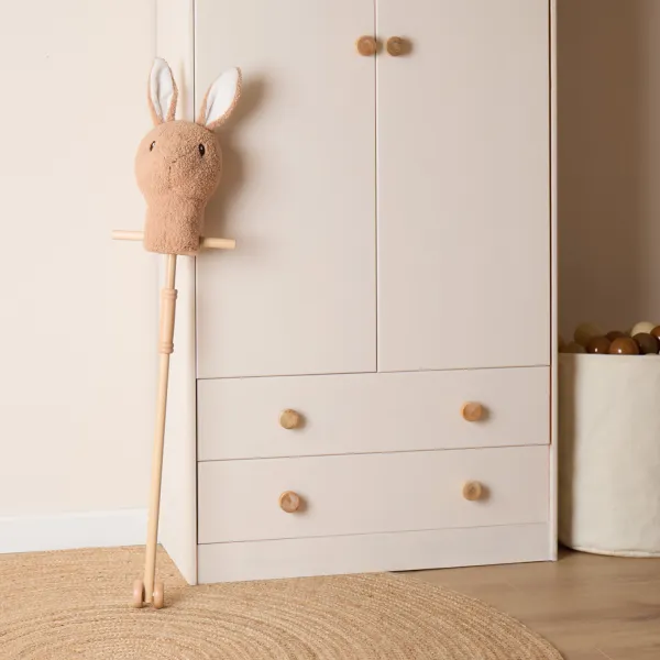 Bieco - Hobby Horsing na tyči - králik Fine