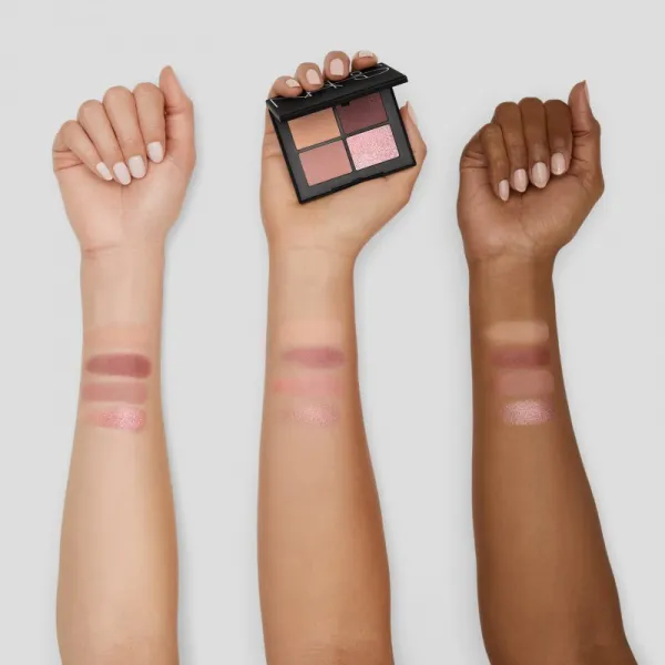 NARS Eyeshadow QUAD paletka očných tieňov odtieň KUALA LUMPUR 4.4 g