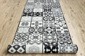Protišmykový behúň AZULEJO PATCHWORK lisabonský obklad - sivý / čierny