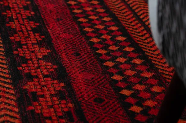 Koberec ORIENT 5132 so strapcami / orientálny, bordový / čierny