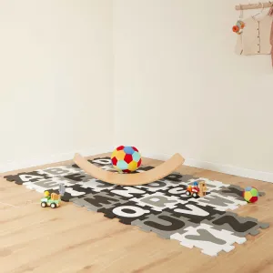 Bieco - Penová hracia podložka s abecedou - puzzle black & white - 26 ks
