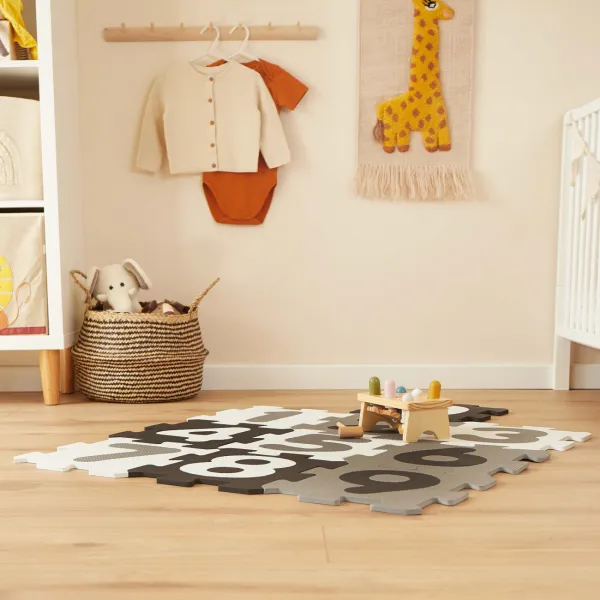 Bieco - Penová hracia podložka s číslami - puzzle black & white - 10 ks