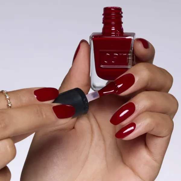 Catrice GEL AFFAIR lak na nechty odtieň 021 Caught On The Red Carpet 10.5 ml