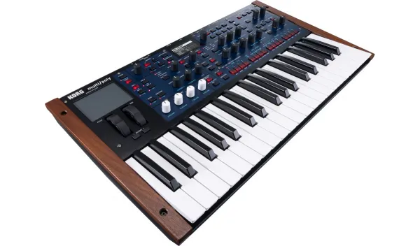 Korg Multi/Poly Syntetizátor