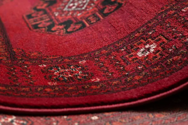 Koberec ORIENT 6871 so strapcami, rám / ornament / klasický, bordový / čierny