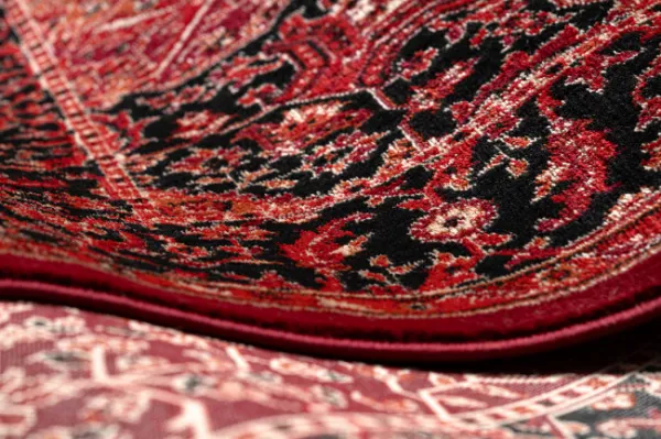 Koberec ORIENT Y307 so strapcami, rám / ornament / klasický, bordový / čierny