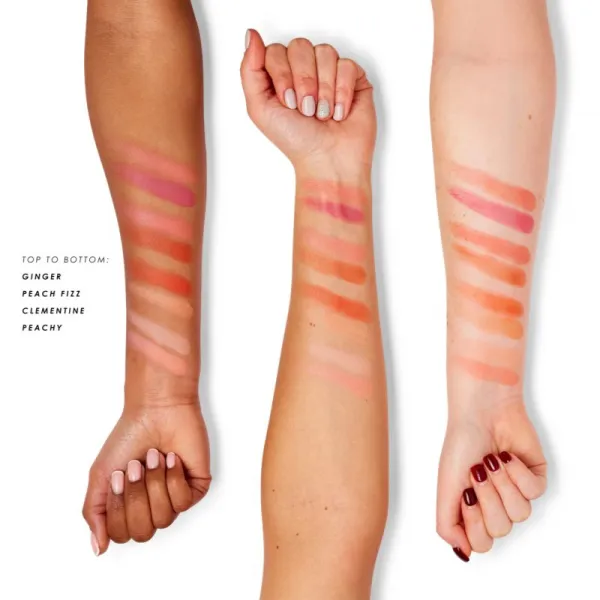 MUA Makeup Academy Blushed Powder Blusher púdrová lícenka odtieň Peach Fizz 5 g