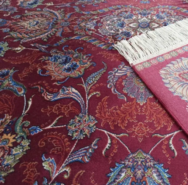 Koberec Exkluzívny Qum Silk 08 červený