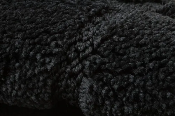 Kúpeľňový koberček SUPREME LINES línie, čierny kruh