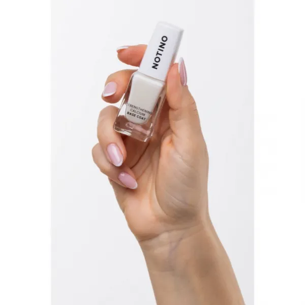 Notino Nail Care Strengthening Calcium Base Coat posilňujúci lak na nechty 10 ml
